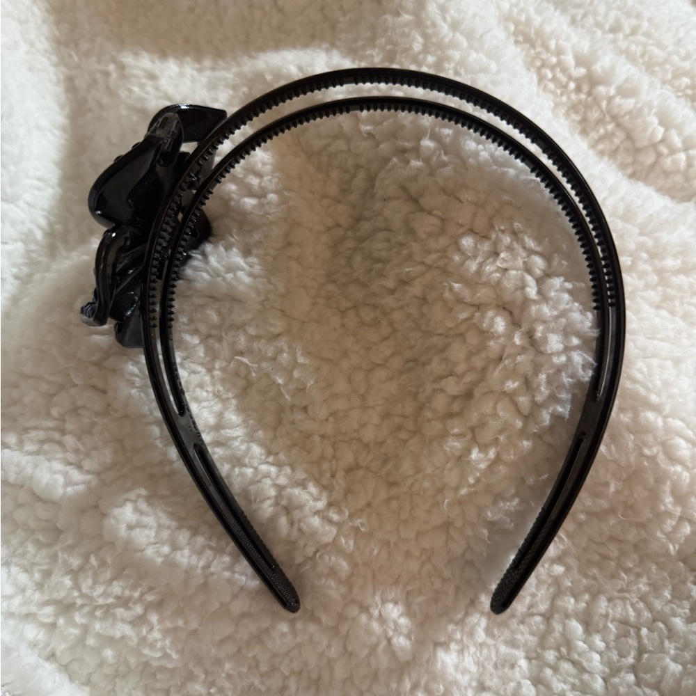 Elegant Black with a blue flower Headband